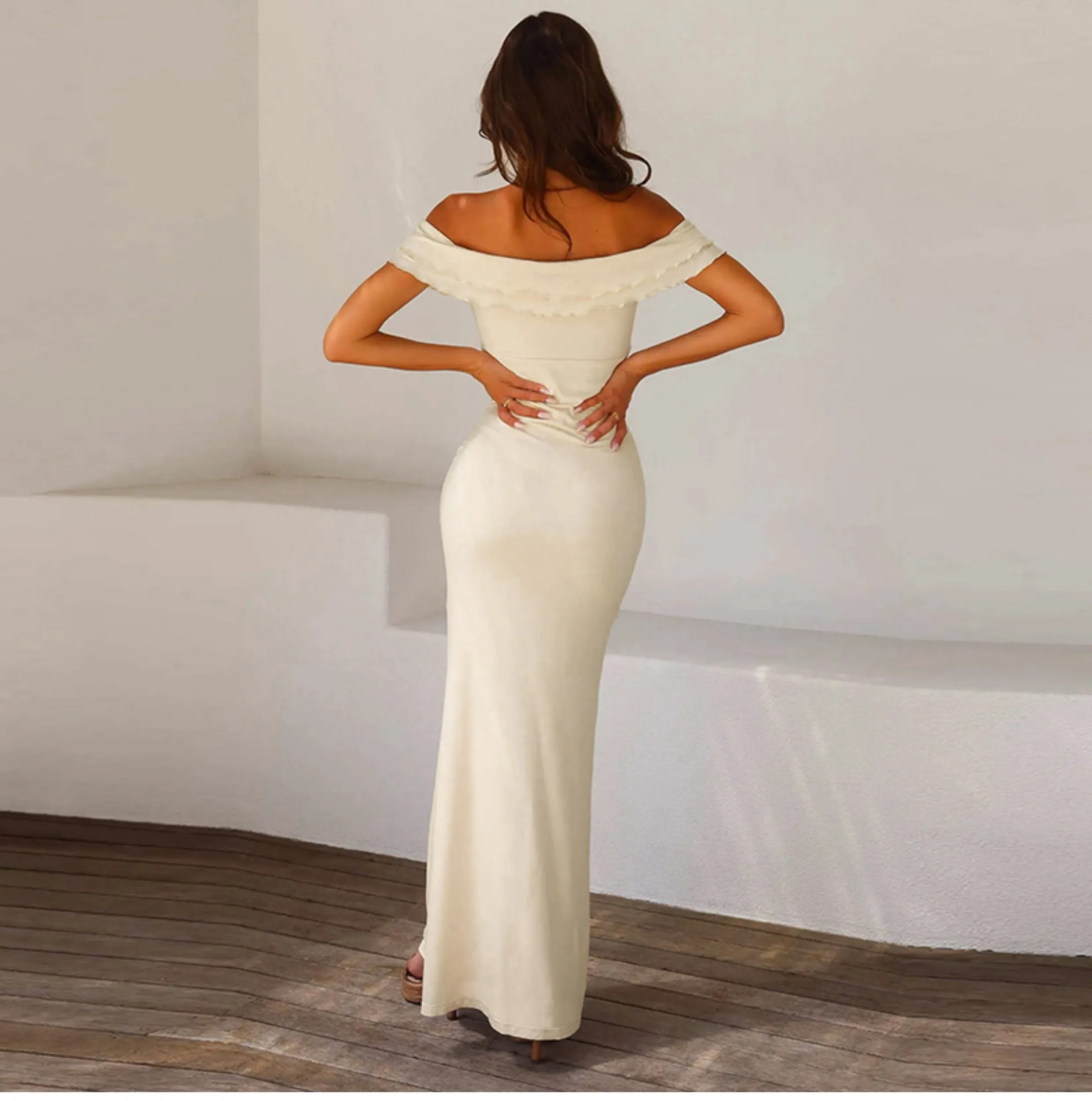 Bonnyshow Ayleen Off Shoulder Maxi Dress
